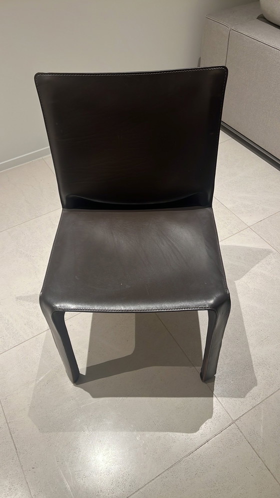 Image 1 of 8 Cassina Cab 412 Stühle dunkelbraun