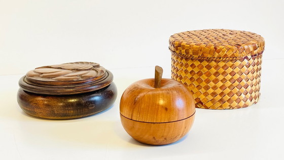 Image 1 of 3 boites bois et paille vintage
