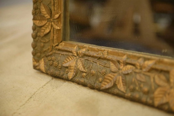 19th-century mirror in wood and stucco with floral decoration. (photo 6 of 7)