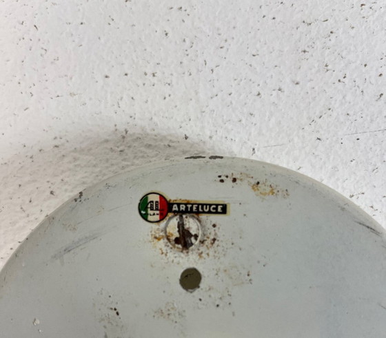 Image 1 of Lampada da parete in vetro opalino modello 239/1 di Gino Sarfatti per Artluce, 1970