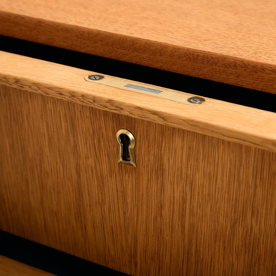 Image 1 of Mk10634 Commode en chêne restaurée