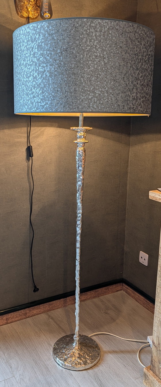 Image 1 of Lampada da terra "Melting Paris" di Pieter Adam | Ottone fatto a mano | 153 cm