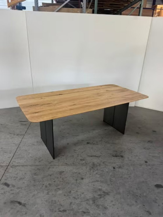 New Bert Plantagie Oak Dining Table Boat Shape 200x100x76cm – Wood (photo 2 of 5)