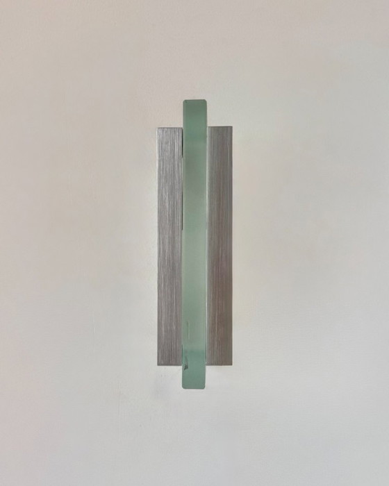 Paar Vintage Geborsteld Metaal en Gezandstraald Glas Wandlampen, Frankrijk 1980 – Aluminium (photo 2 of 6)