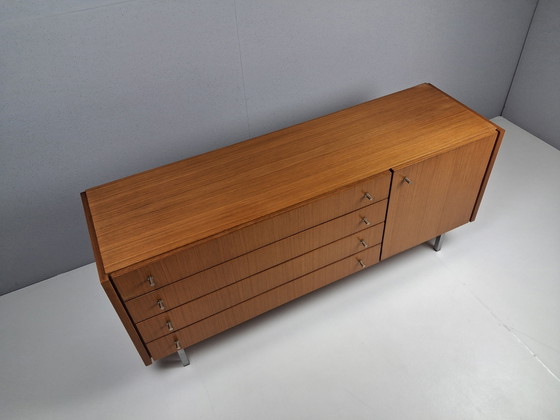 Credenza vintage disegnata da Pieter De Bruyne per V-Form, anni '60. – Merk onbekend, Credenze, Wood (photo 10 of 11)