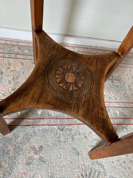 Amsterdam School Side table with rose motif – Wood (photo 5 of 6)