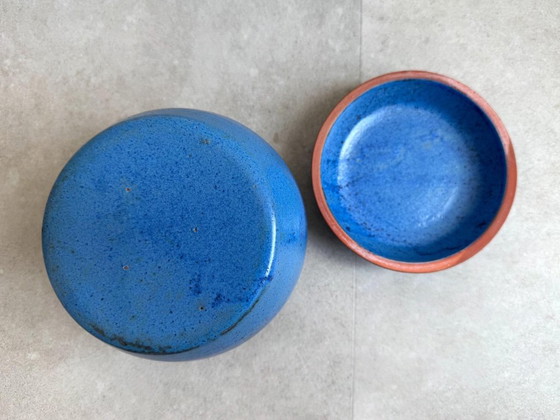 1x Vintage Blue Studio Ceramic Lidded Jar – Decorative Objects (photo 3 of 7)