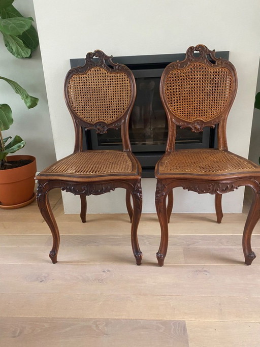 Set Antieke Louis XV-Stijl Met Sierlijk Snijwerk In Rococostijl – eetkamerstoelen, Wood
