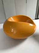 Chaise Pastil Eero Aarnio en jaune ocre