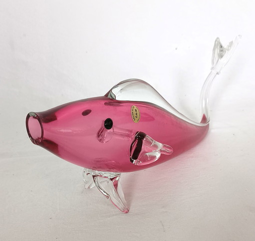 L and M salon glass a pink glass fish