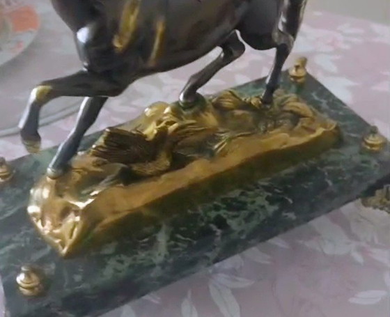 Image 1 of Cheval de bronze