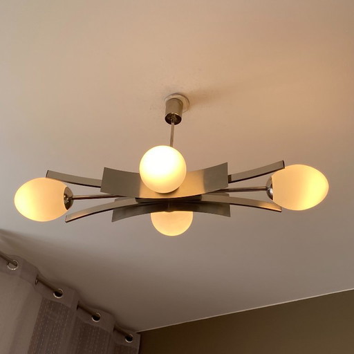 Lámpara de araña Sputnik. 1970. Era espacial. 4 globos.