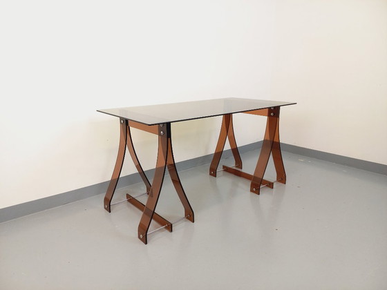 Image 1 of Scrivania vintage di Marcello Gacita e Pierre Tiberi per Rodet in vetro fumé, plexiglass e metallo cromato degli anni &#39;70