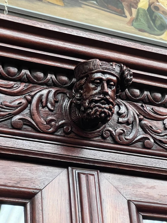 Biblioteca e credenza in stile rinascimentale antico. Splendide sculture. Legno massello di quercia. (photo 3 of 11)