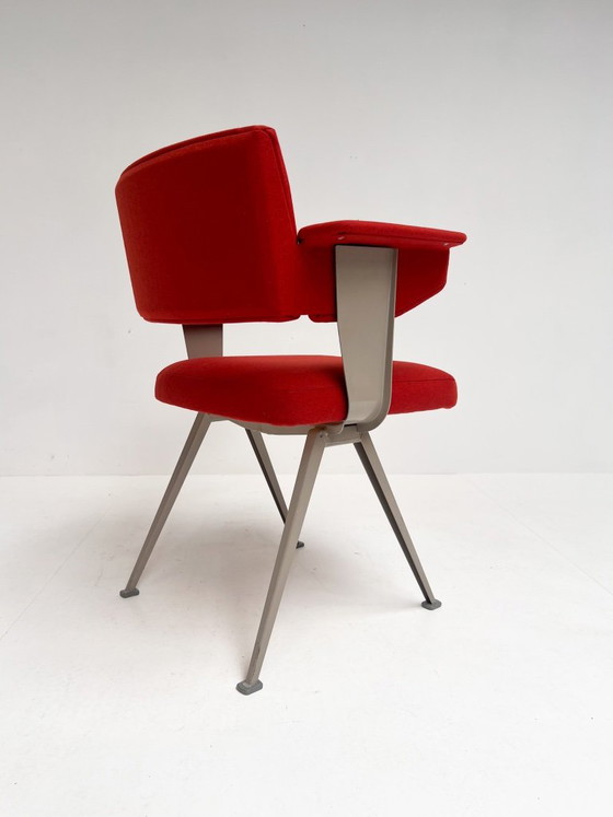 Dunkelroter Resort-Stuhl von Friso Kramer für Ahrend De Cirkel, 1970er Jahre – Sessel, Textile (photo 6 of 13)