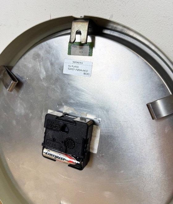 Image 1 of Horloge murale industrielle grise de Siemens, années 1970