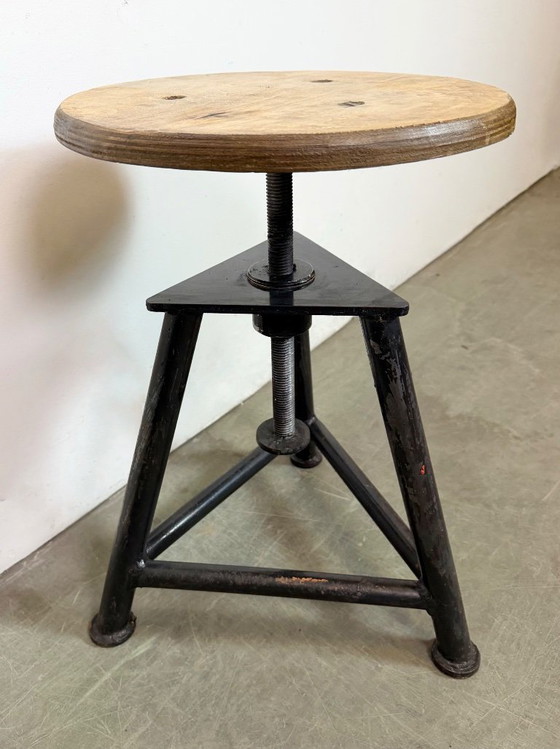 Image 1 of Tabouret pivotant d'atelier industriel noir, années 1960