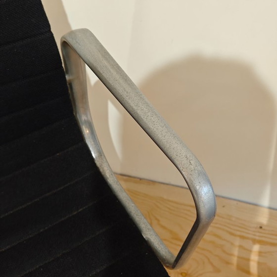 Image 1 of Sedie da ufficio Vitra Eames EA 112