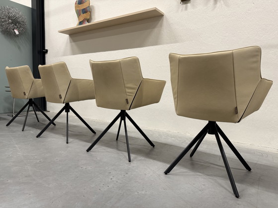 Image 1 of 4 Label van den Berg Gustav jr eetkamerstoelen 