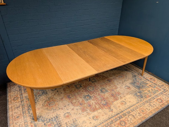 Image 1 of Vintage eiken ronde eettafel, model 55 van Omann Jun, jaren 60