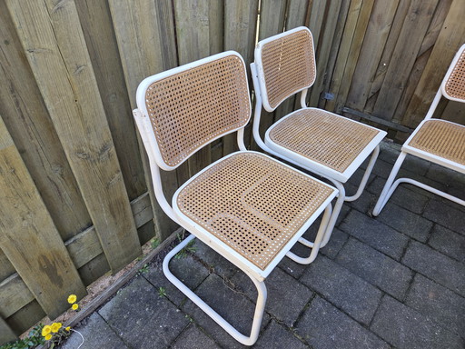 4x webring chairs