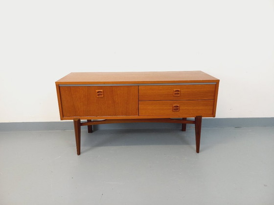 Image 1 of Piccola credenza vintage scandinava in teak degli anni '60.