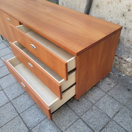 Image 1 of Sideboard / enfilada in walnut wood and steel, following George Nelson, Mid-century, 70’s