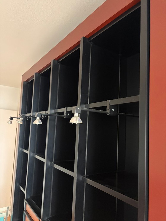 Interlübke Duo Peter Maly shelf wall – room high, black/orange | Design classic – Bookcases, Wood (photo 4 of 8)