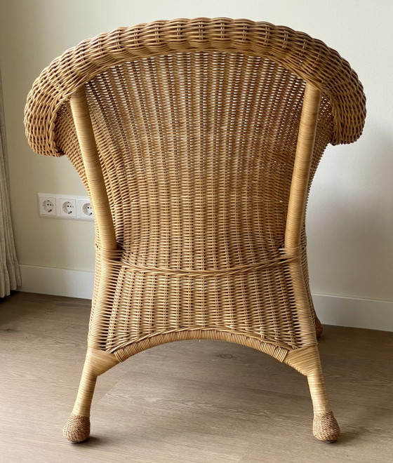 Image 1 of Oerdegelijke rotan fauteuil 