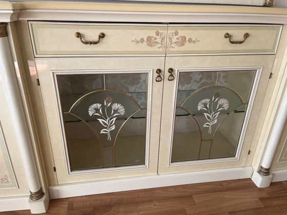 Image 1 of Buffet avec miroir assorti