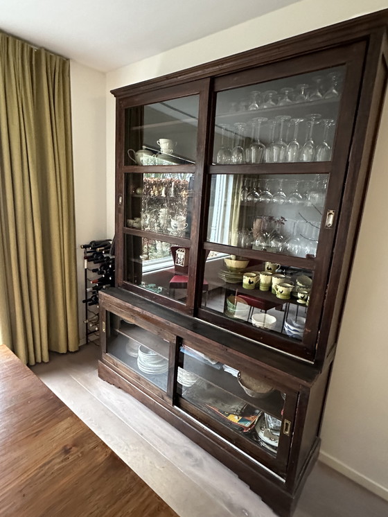 Image 1 of Vetrina in teak di "het Kabinet".