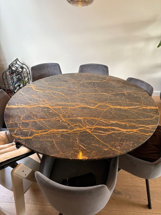 Image 1 of Table de salle à manger ronde en marbre de 150 cm