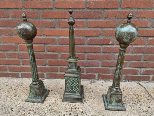 3 ornements de style Empire aspect bronze