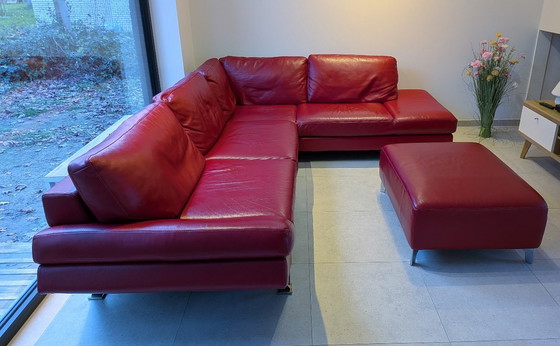 Image 1 of Canapé d'angle Natuzzi avec pouf