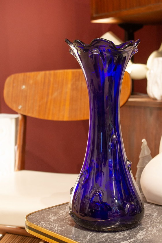 Image 1 of Vaso a calice in vetro di Murano blu