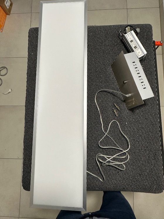 Image 1 of Piastra da soffitto a LED con telaio in alluminio bianco, incluso trasformatore/sospensione