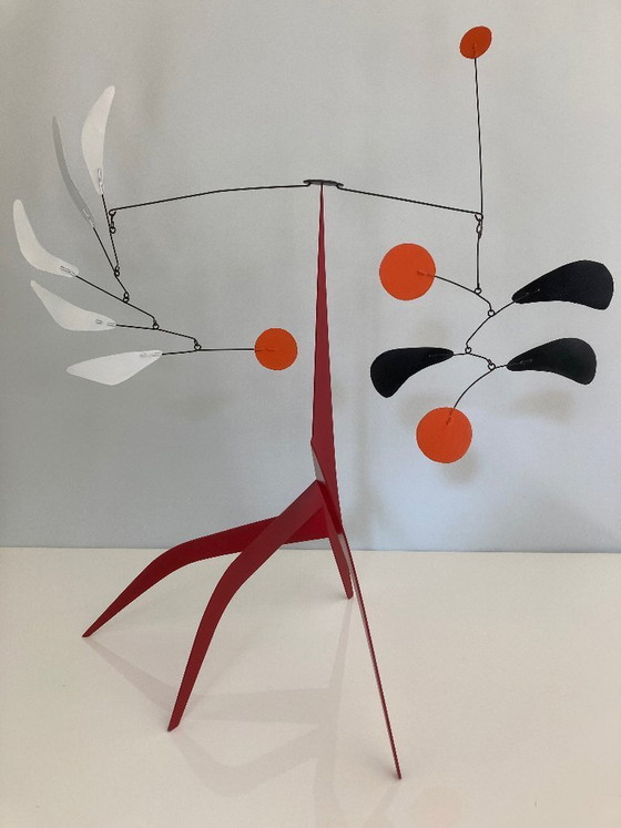 Image 1 of Stable with 4 legs