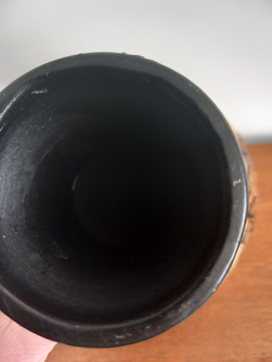 Image 1 of A SCULPTURAL PIECE OF DISTINCTION
Large Master Baluster Vase – 31 cm –