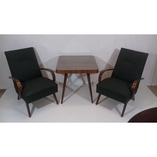 Set di 2 poltrone e tavolo vintage di Jindřich Halabala in tessuto verde e legno di quercia