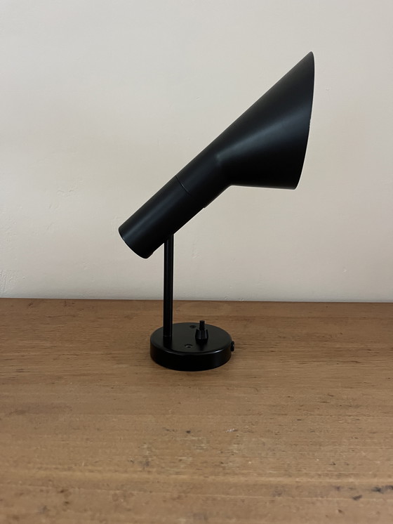 Image 1 of Louis Poulsen AJ wandlamp - Arne Jacobsen - Deense designlamp