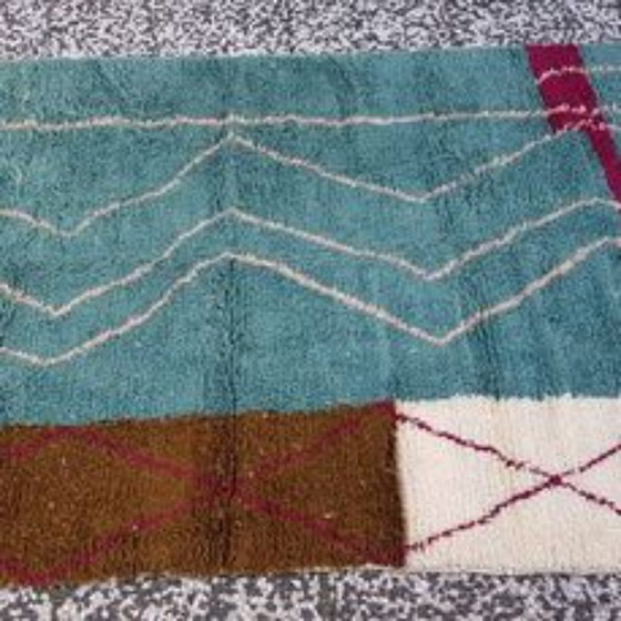 Image 1 of Hand-knotted Berber wool rug 274x134cm
