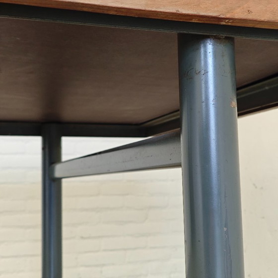 Image 1 of Table de salle à manger vintage en bois et métal