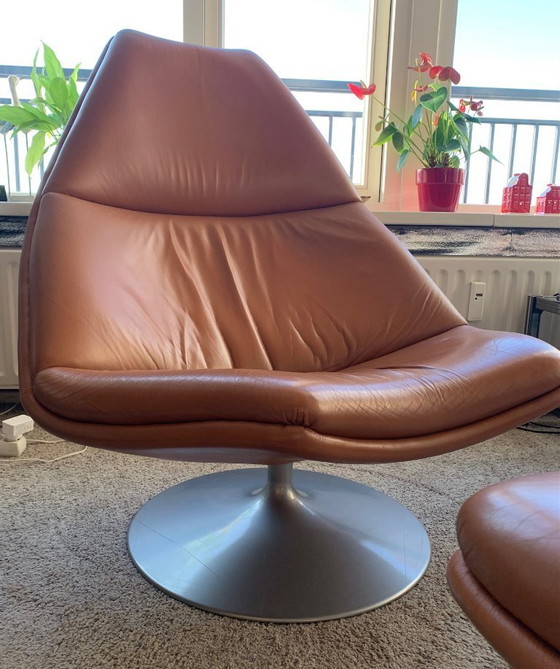 Image 1 of Artifort F510 Geoffrey Harcourt Drehsessel + Fußhocker