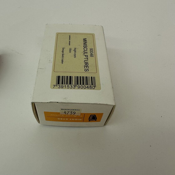 Image 1 of Mini sculpture vintage hibou "Night Eyes" par Bertill Vallien pour Kosta Boda, Suède