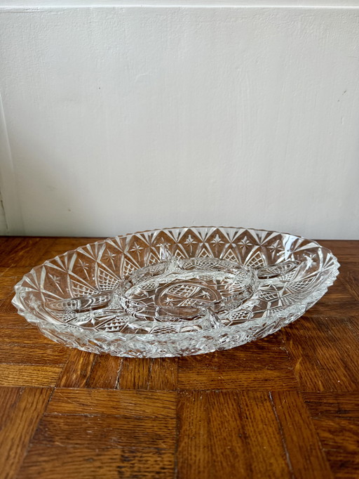 Plat apéritif en verre ciselé 