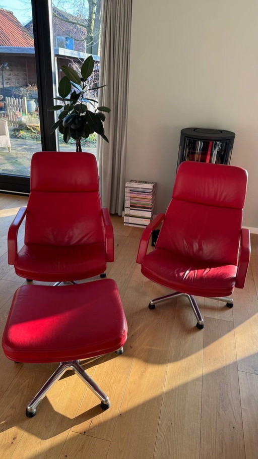 Artifort F154 rood leren designfauteuils (2x) met voetenbank