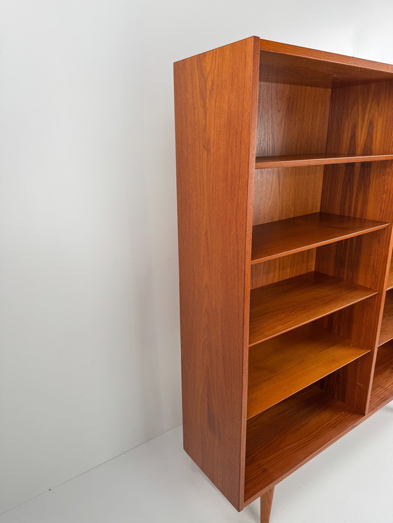 Image 1 of Teak Bookcase by Poul Hundevad – Danish Mid-Century Elegance