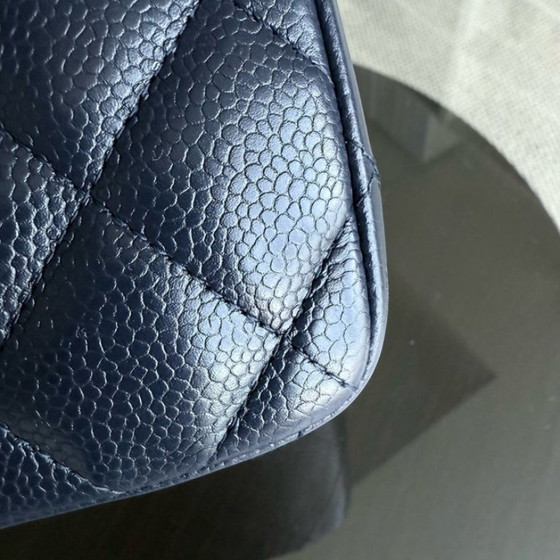 Image 1 of Chanel Classic Flap Jumbo - Caviar Double Flap 30CM Gewatteerd generfd kalfsleer Donker marineblauw Zilveren hardware