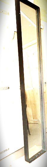 Image 1 of 1 x Staande Spiegel, Hoogte van de Spiegel is Bijzonder en een Eye Catcher in Hal, Woonkamer