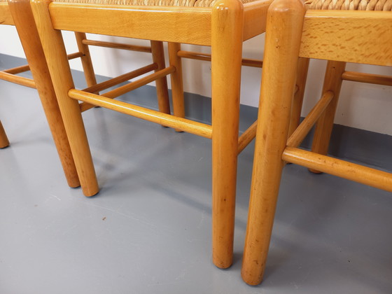 Image 1 of Suite van 4 Vintage Brutalistische stoelen in licht hout en stro uit de jaren 70 en 80